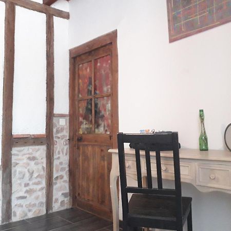 Chambre Double Vallon-en-Sully Zewnętrze zdjęcie